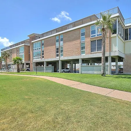 Channelview 113